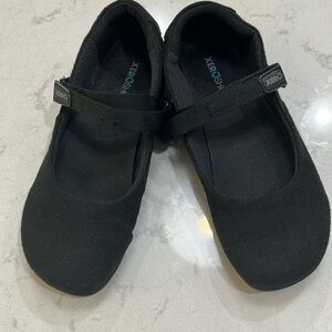 Xeroshoes Black Flats